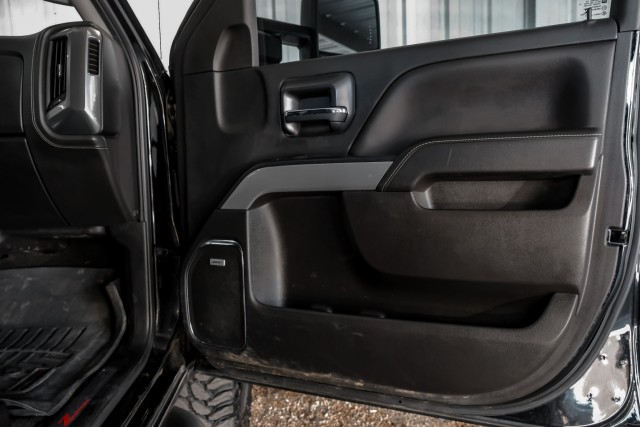 2018 Chevrolet Silverado 2500HD LTZ 39