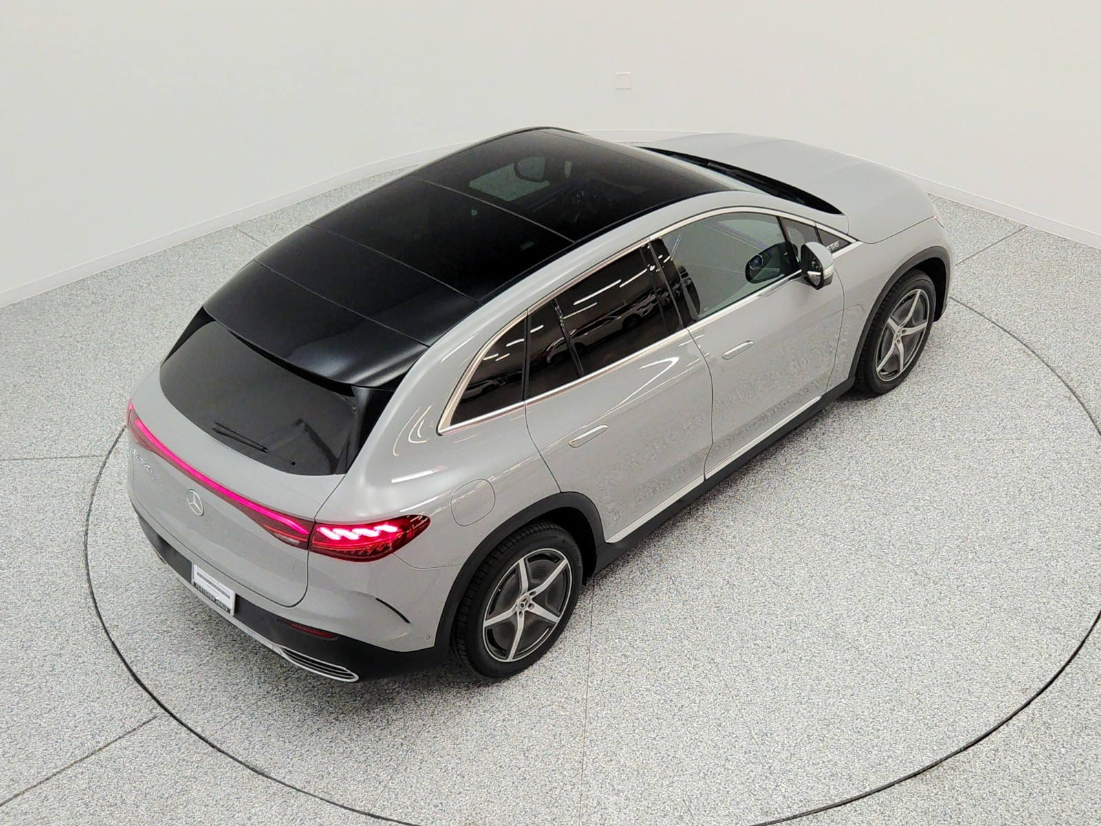 Used 2023 MANUFAKTUR Alpine Grey Mercedes-Benz EQE 350+ SUV image 26