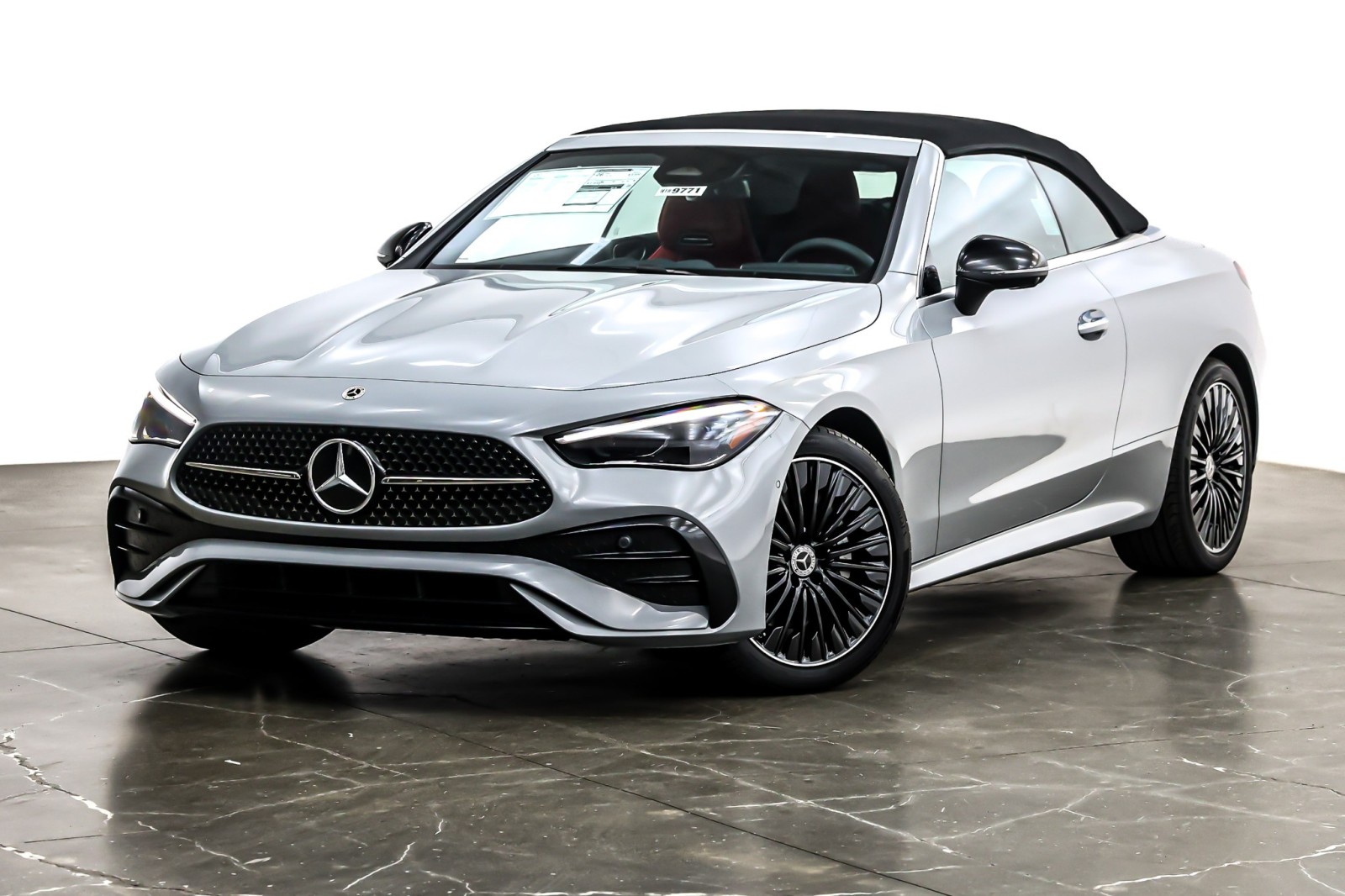 New 2026 MANUFAKTUR Alpine Grey Metallic Mercedes-Benz CLE 300 image 2