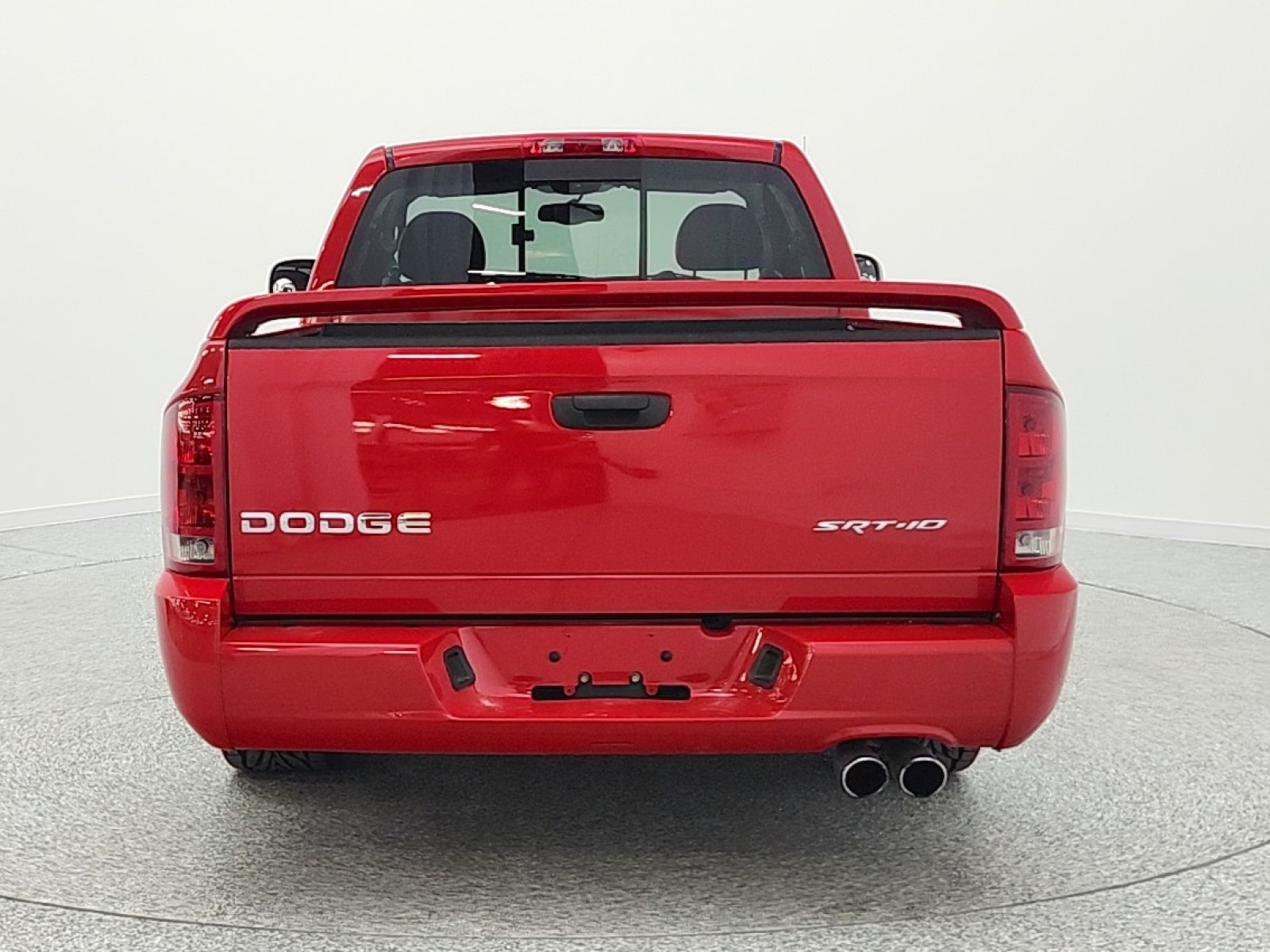 Used 2004 Flame Red Dodge 2dr Reg Cab 120.5 WB SRT-10 image 6