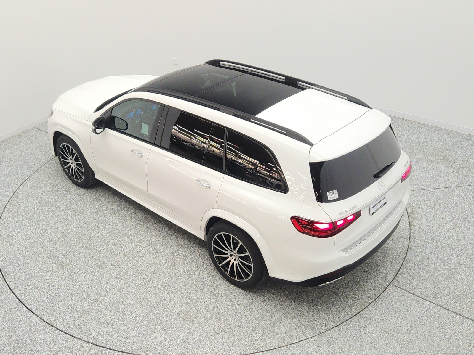 New 2026 Polar White Mercedes-Benz GLS 450 4MATIC® SUV image 22