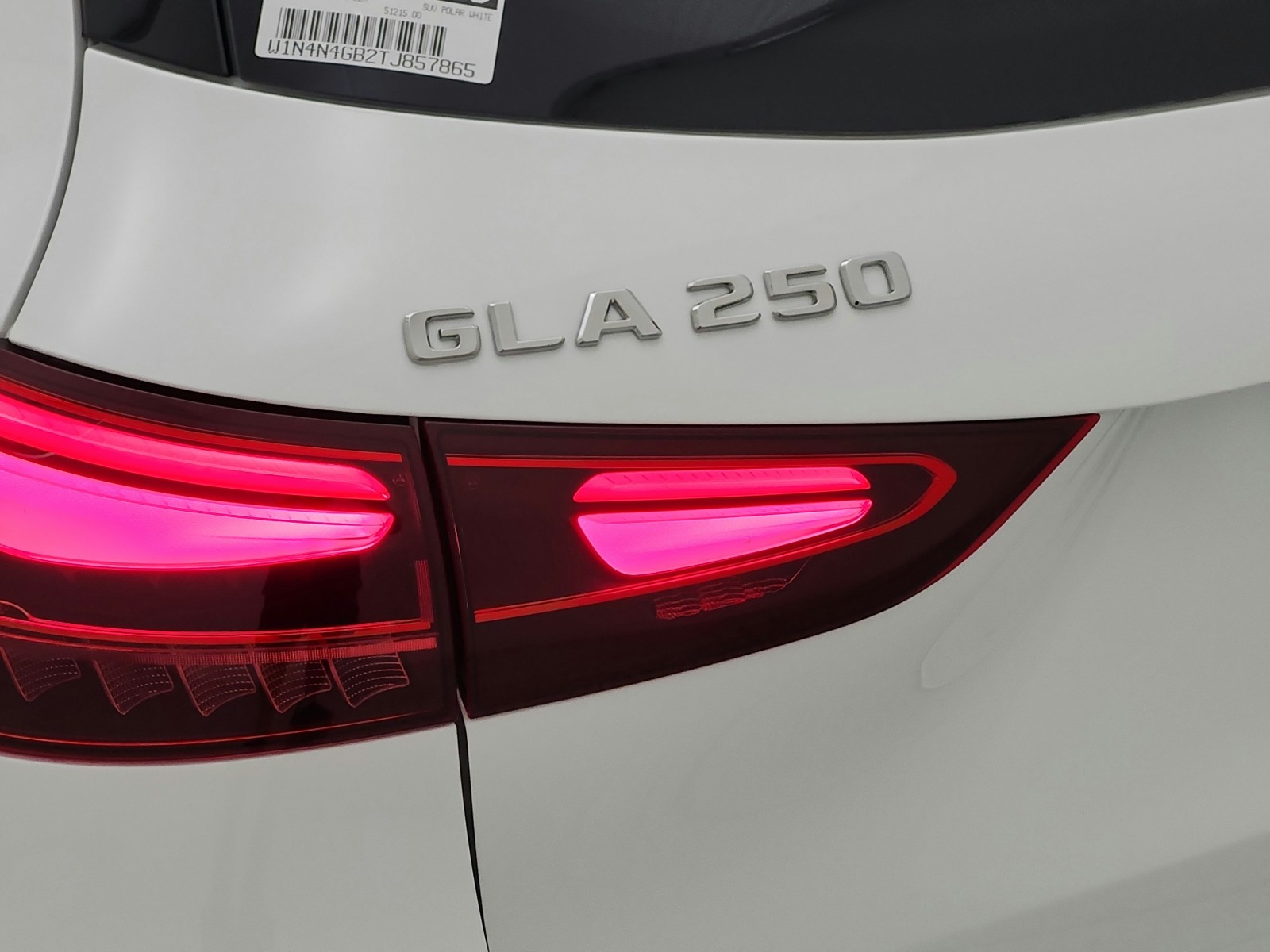 New 2026 Polar White Mercedes-Benz GLA 250 image 10