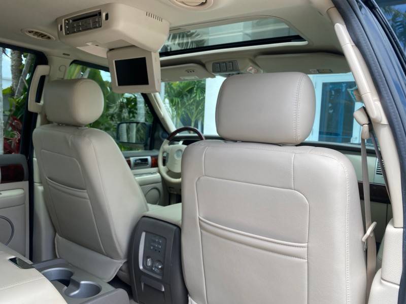2004 Lincoln Navigator LOW MILES 67,511 SUNROOF in ,