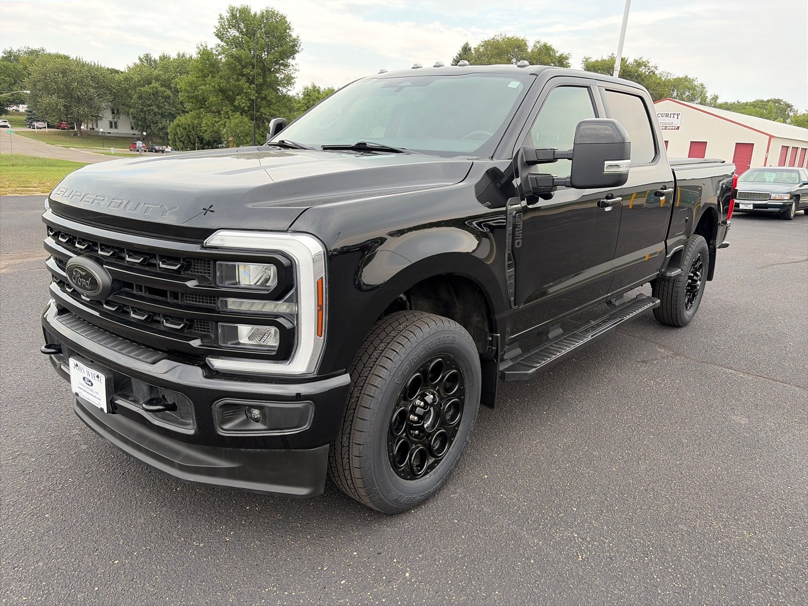 2024 Ford F-350 Super Duty Lariat Crew Cab 4WD
