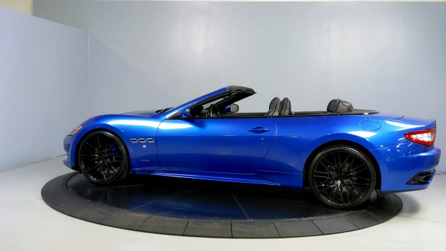 2017 Maserati GranTurismo Convertible Sport 4