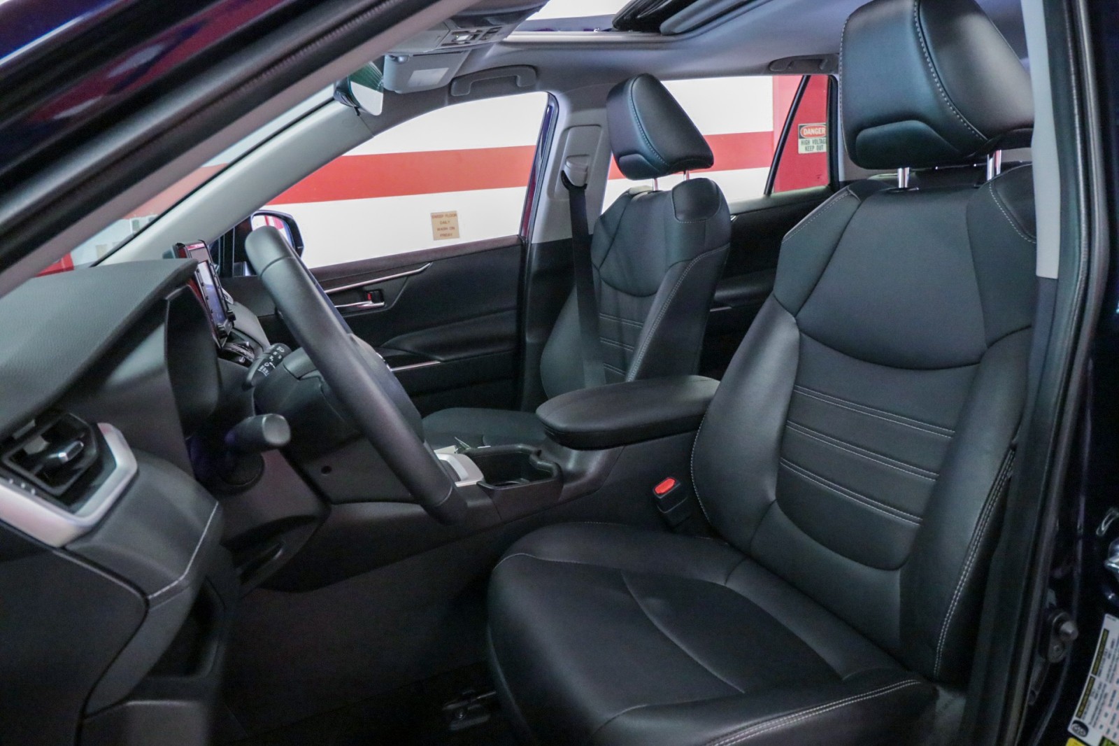 Used Car 2022 Toyota Rav4  Xle Premium For Sale Under $35,000 In Austin, Texas