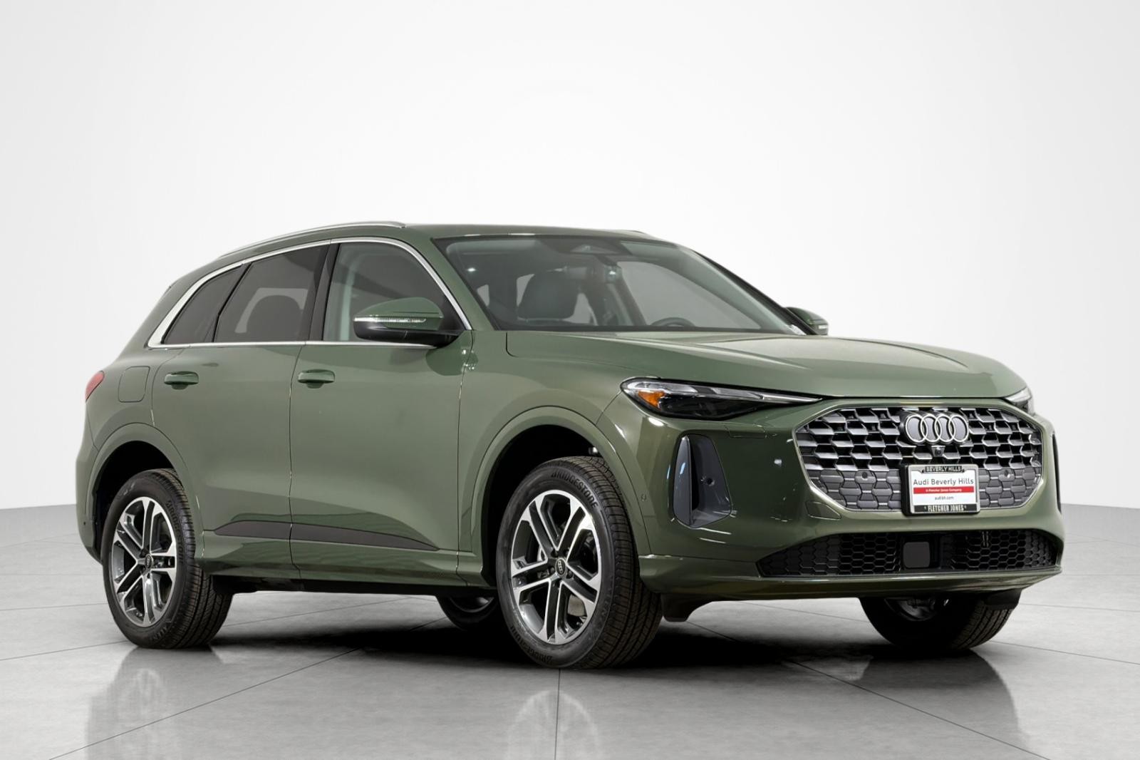 New 2026 District Green Metallic Audi Premium 2.0 TFSI quattro image 2