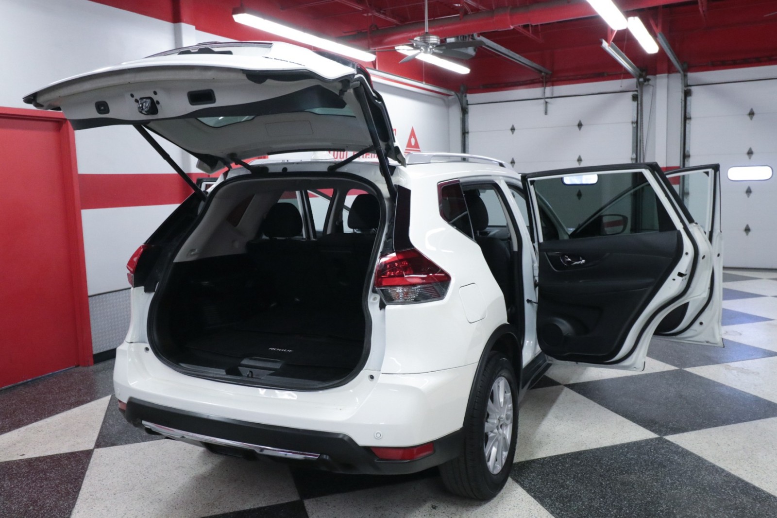 Used Car 2020 Nissan Rogue  Sv For Sale Under $20,000 In Austin, Texas