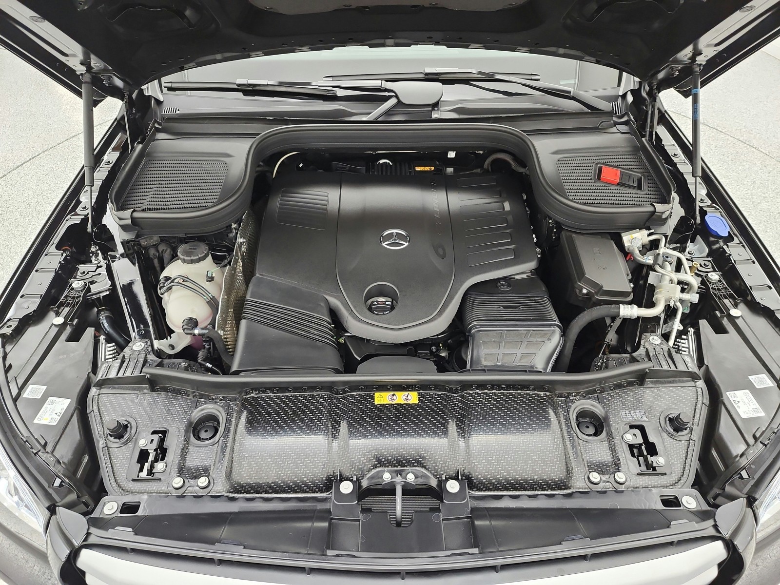 New 2026 Obsidian Black Metallic Mercedes-Benz GLS 450 4MATIC® SUV image 12