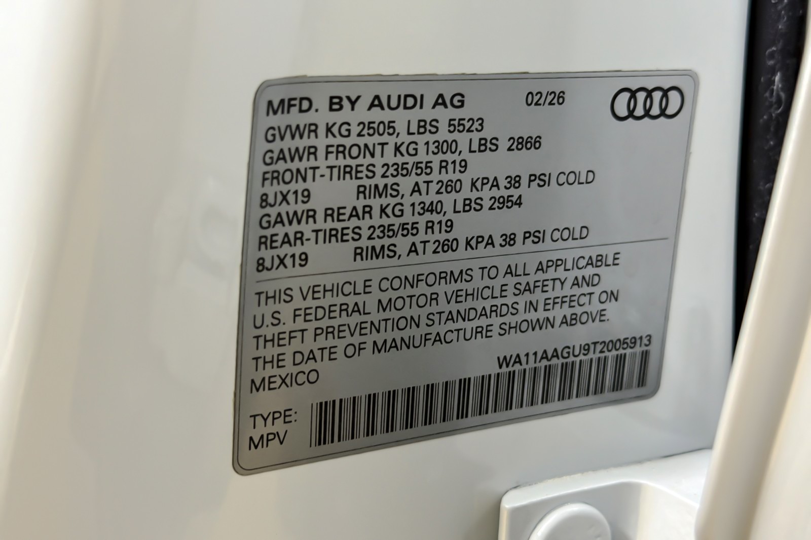Used 2026 Glacier White Metallic Audi Premium 2.0 TFSI quattro image 28