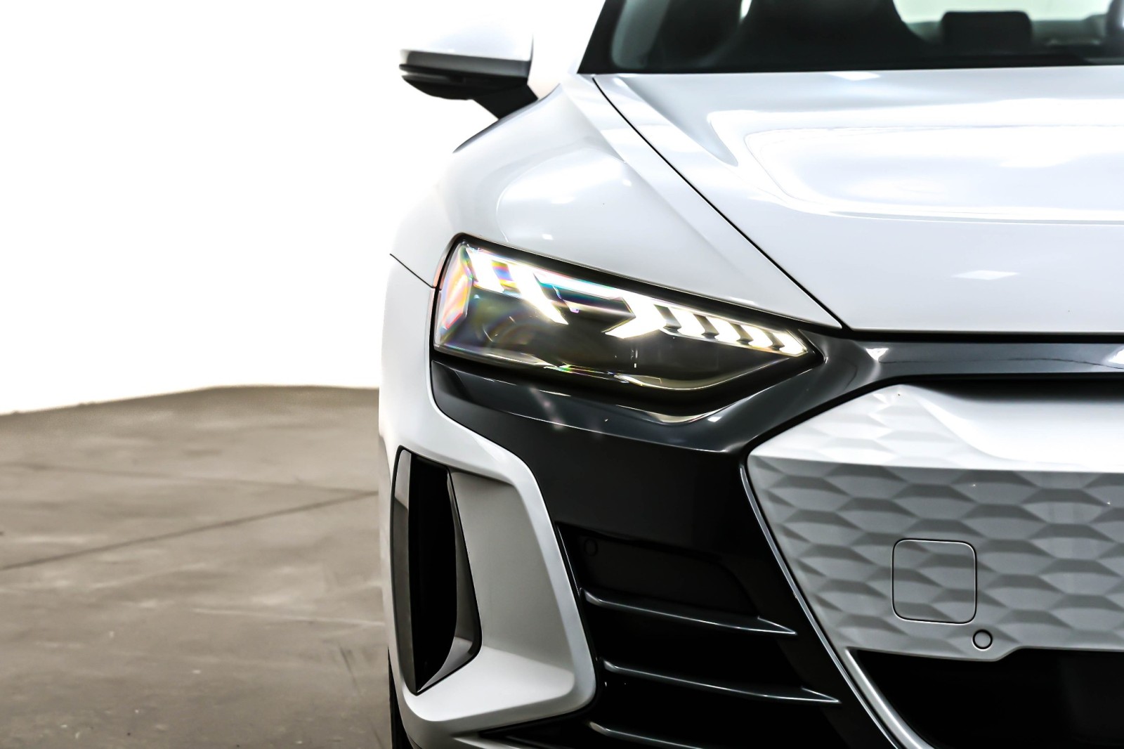 Used 2024 Suzuka Gray Metallic Audi Premium Plus quattro image 14