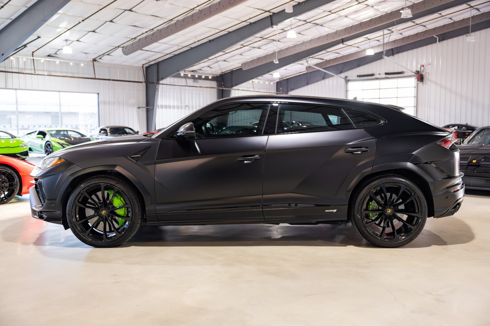 Used Car 2023 Lamborghini Urus  S For Sale Under $250,000 In Boerne, Texas