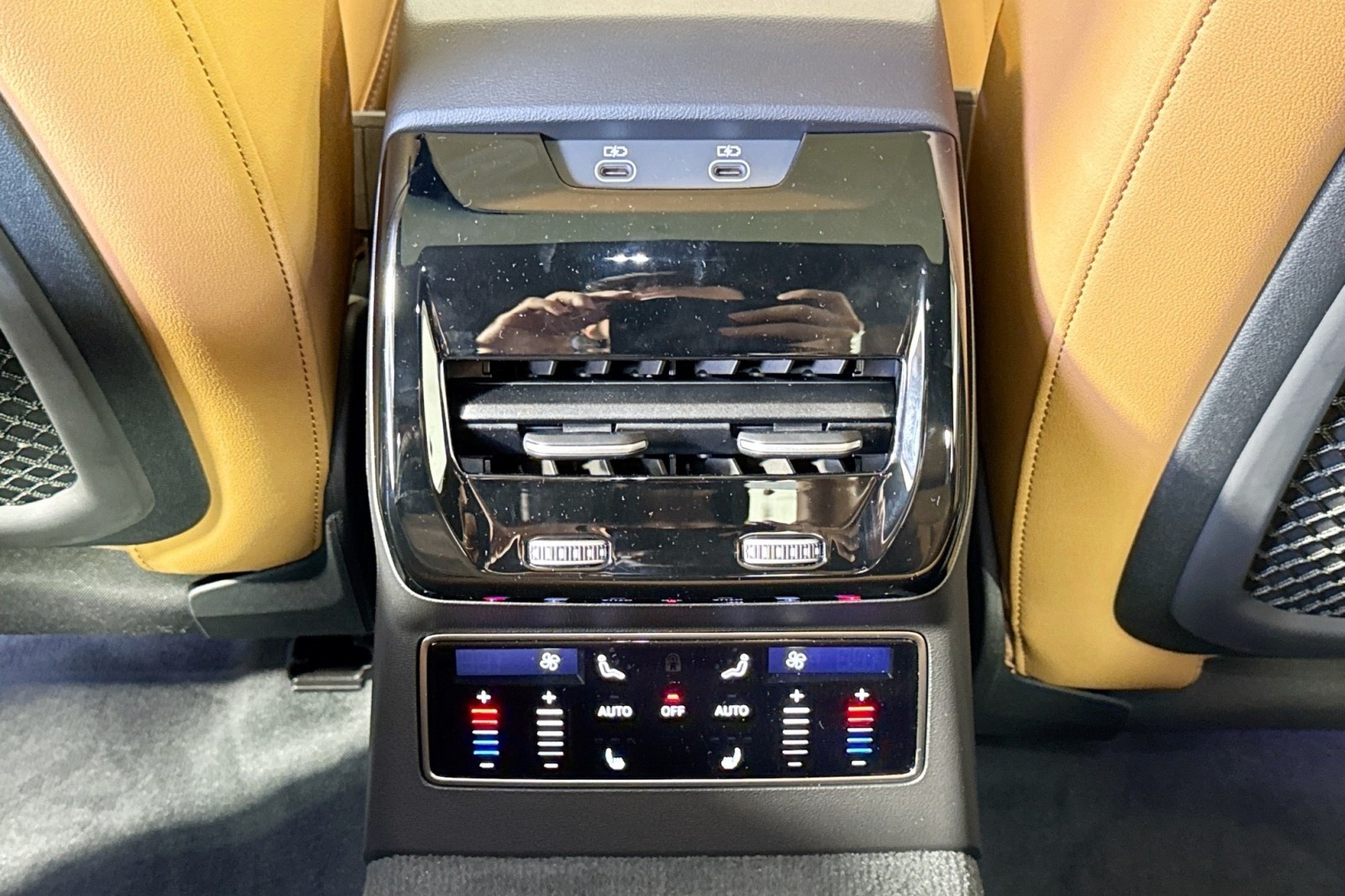 New 2026 FIRMAMENT BLUE Audi Premium Plus quattro image 21