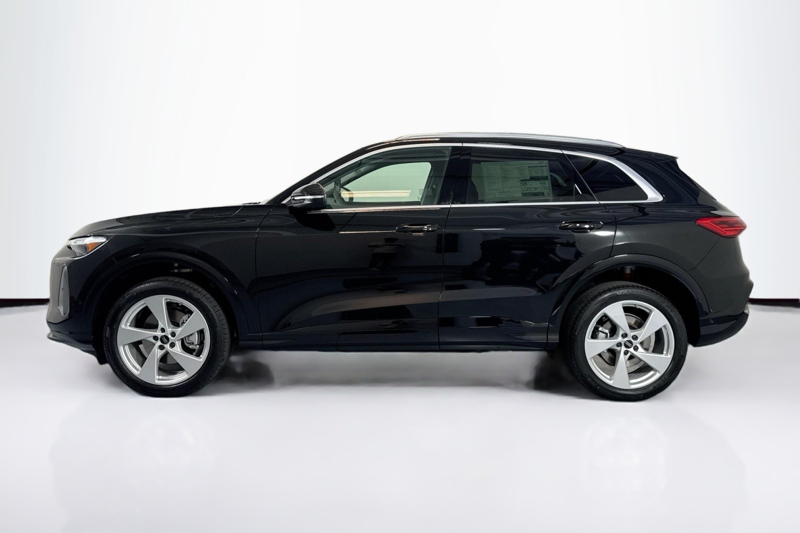 New 2025 Mythos Black Metallic Audi Premium Plus 2.0 TFSI quattro image 8