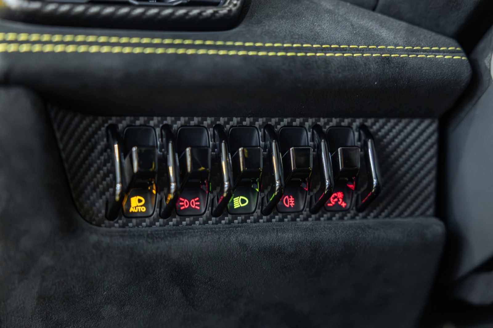 Used Car 2022 Lamborghini Huracan Sto  - $14k Giallo Belenus Paint - Sport Seats - Dark Chrome Interior For Sale Under $400,000 In Boerne, Texas