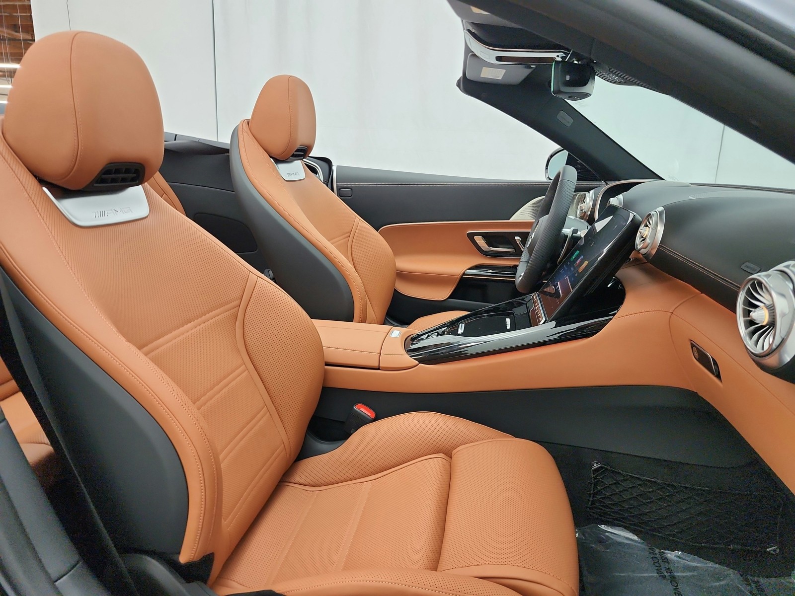 New 2026 Obsidian Black Metallic Mercedes-Benz AMG® SL 43 image 19