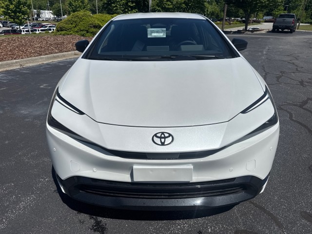 ToyotaPrius Plug-In Hybrid2