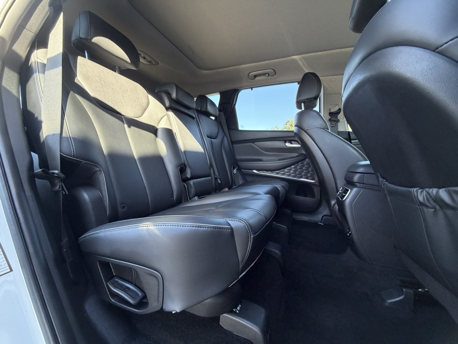 2023 Hyundai Santa Fe - $22,588