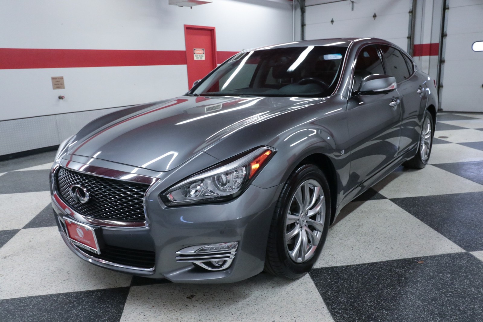 Used Car 2019 Infiniti Q70  3.7 Luxe For Sale In Austin, Texas