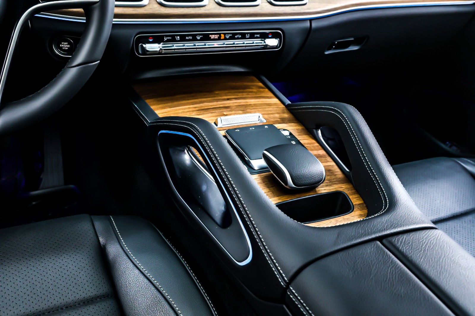 New 2026 Obsidian Black Metallic Mercedes-Benz GLE 350 image 6