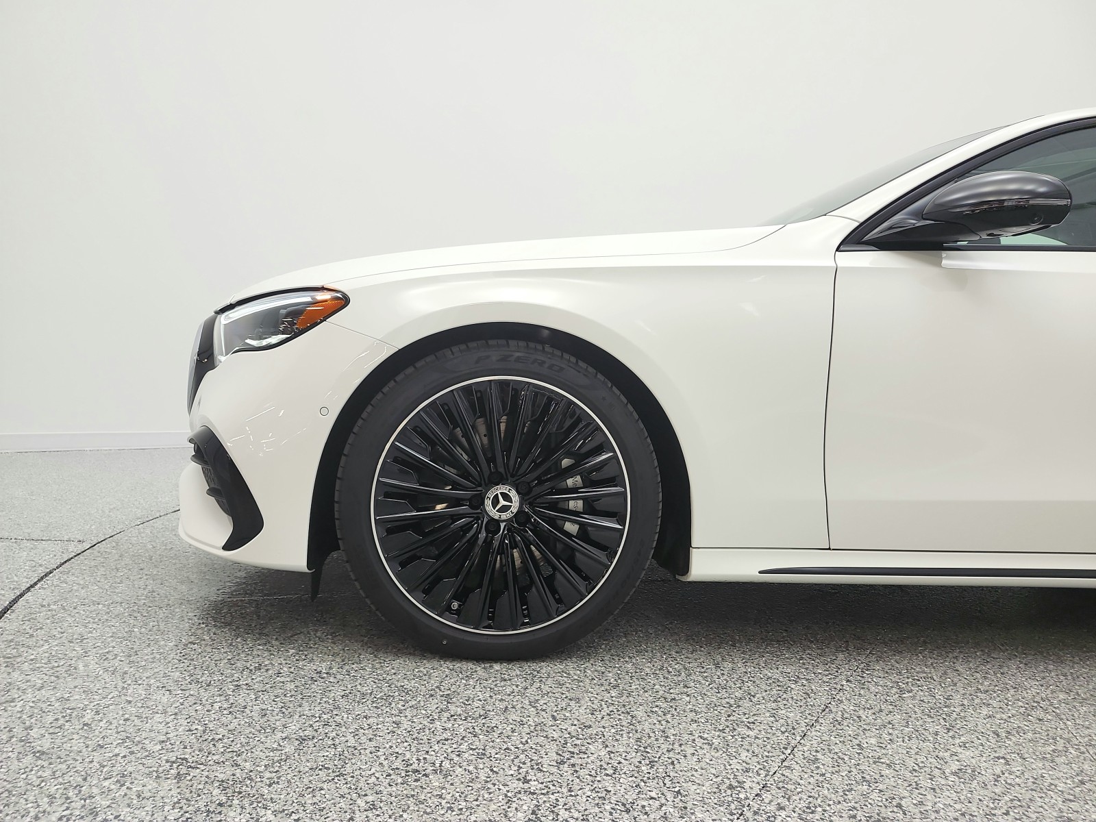 New 2026 Polar White Mercedes-Benz E 450 image 15