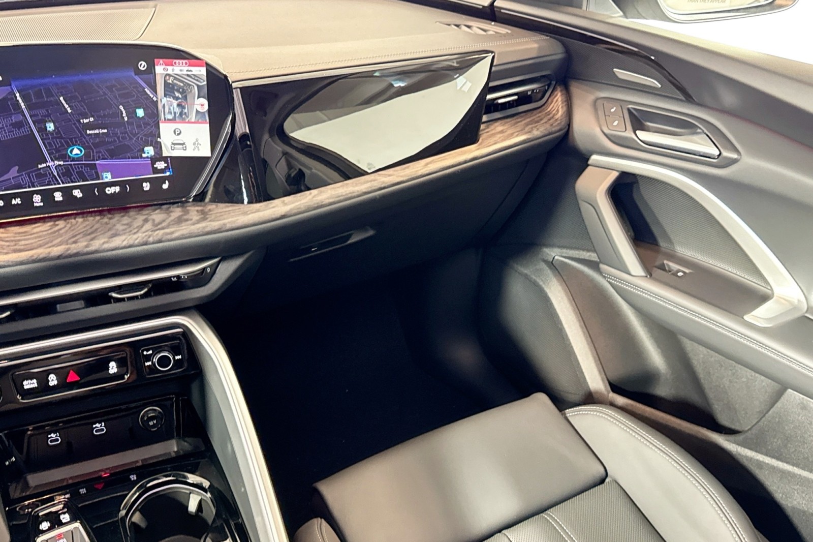 New 2025 Glacier White Metallic Audi Premium Plus 2.0 TFSI quattro image 20