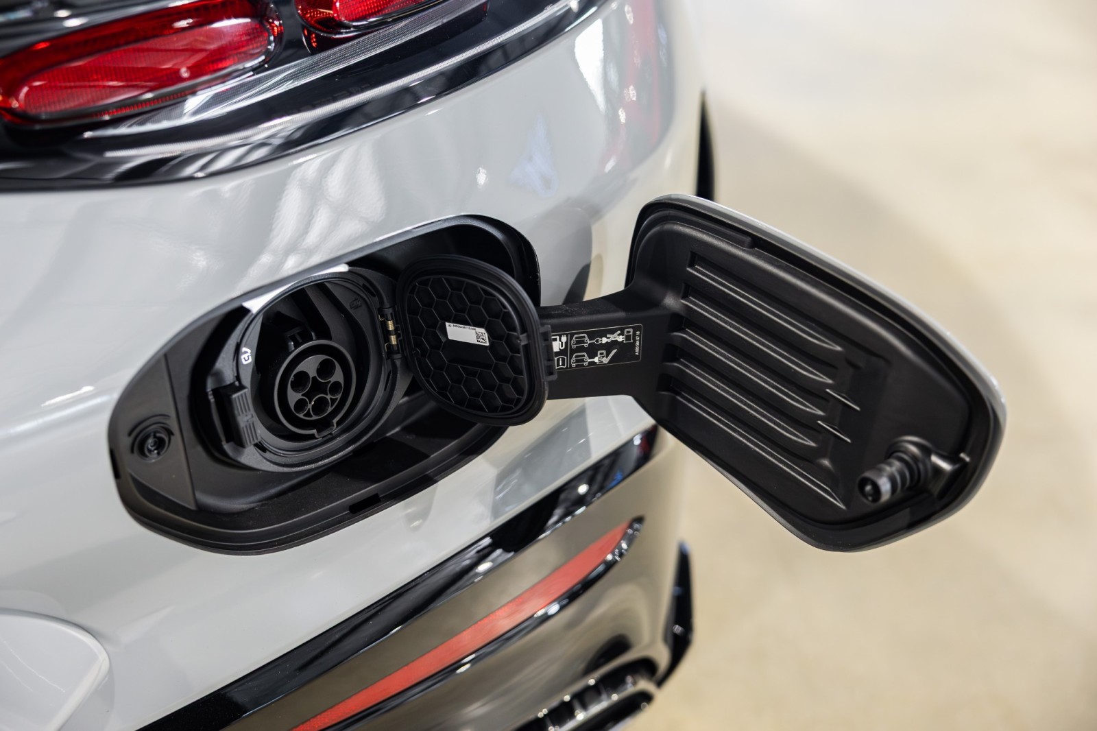 Used Car 2025 Mercedes-benz Amg Gt  Amg Gt 63 S E Performance For Sale Under $210,000 In Boerne, Texas