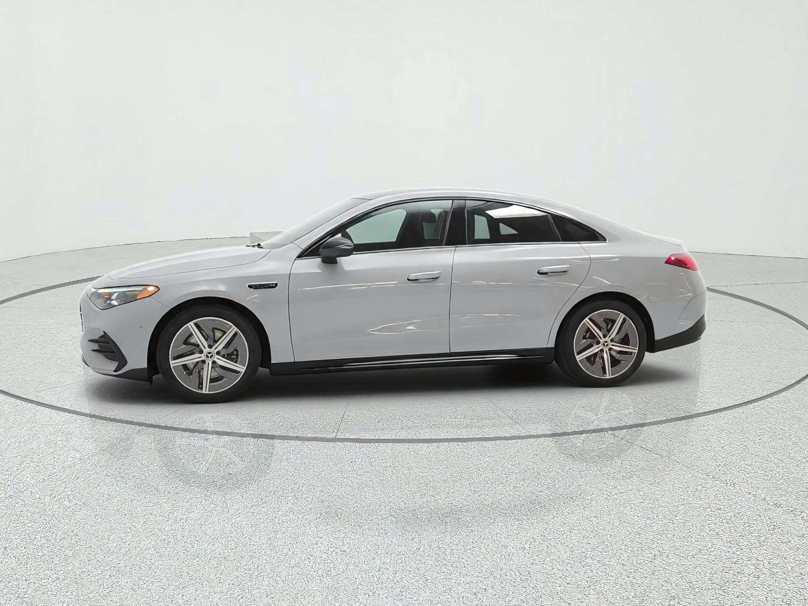 New 2027 MANUFAKTUR Alpine Grey Mercedes-Benz CLA 350 Electric 4MATIC® image 8