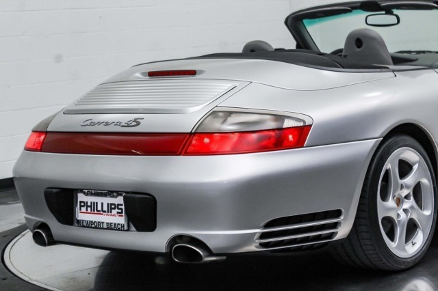 2004 Porsche 911 Carrera 4S 19