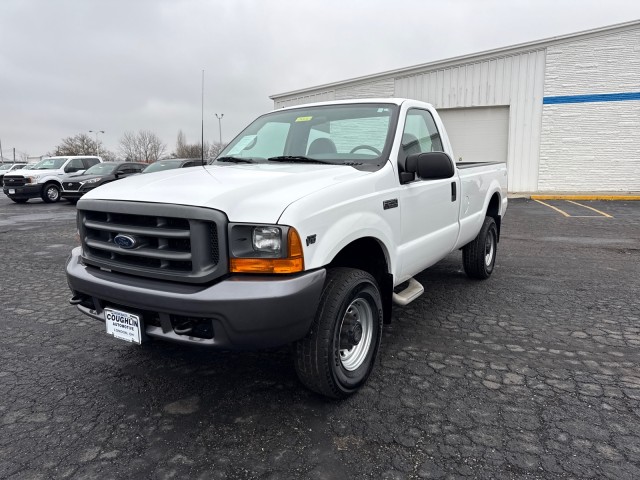 2000 Ford F-250 Super Duty XL Regular Cab LB 4WD