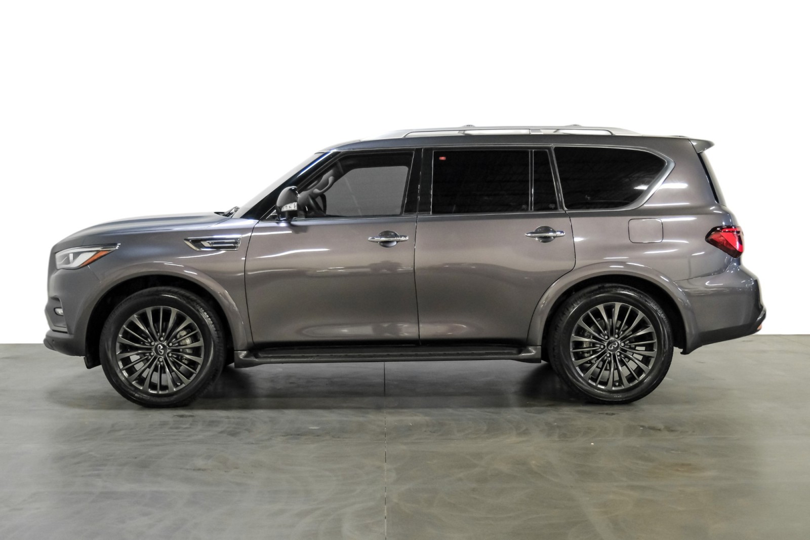 2022 INFINITI QX80 PREMIUM SELECT CargoPkg RoofRails SaharaLthrPkg RadiantLightingP 10