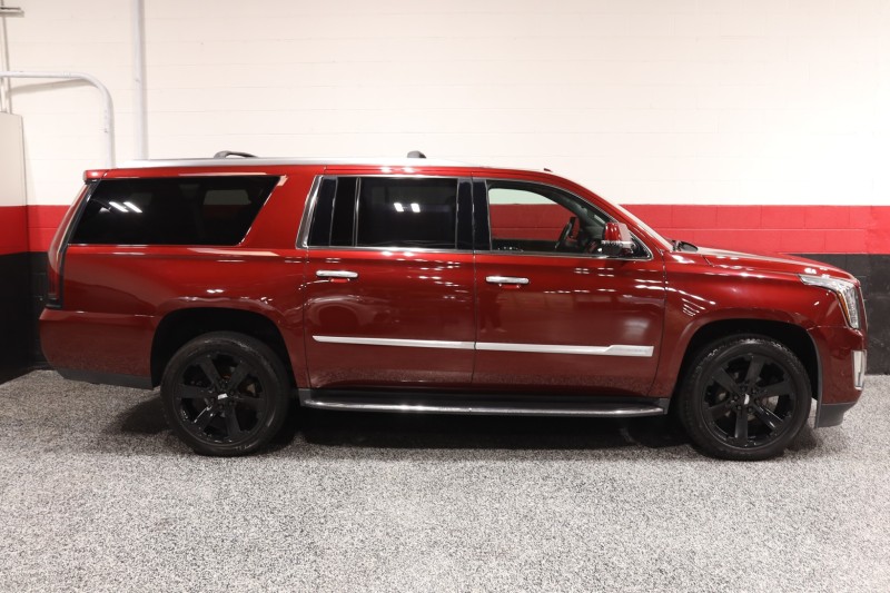 2020 Cadillac Escalade ESV 4dr Suv in , 