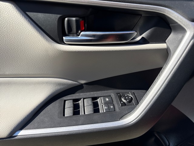 ToyotaRAV418
