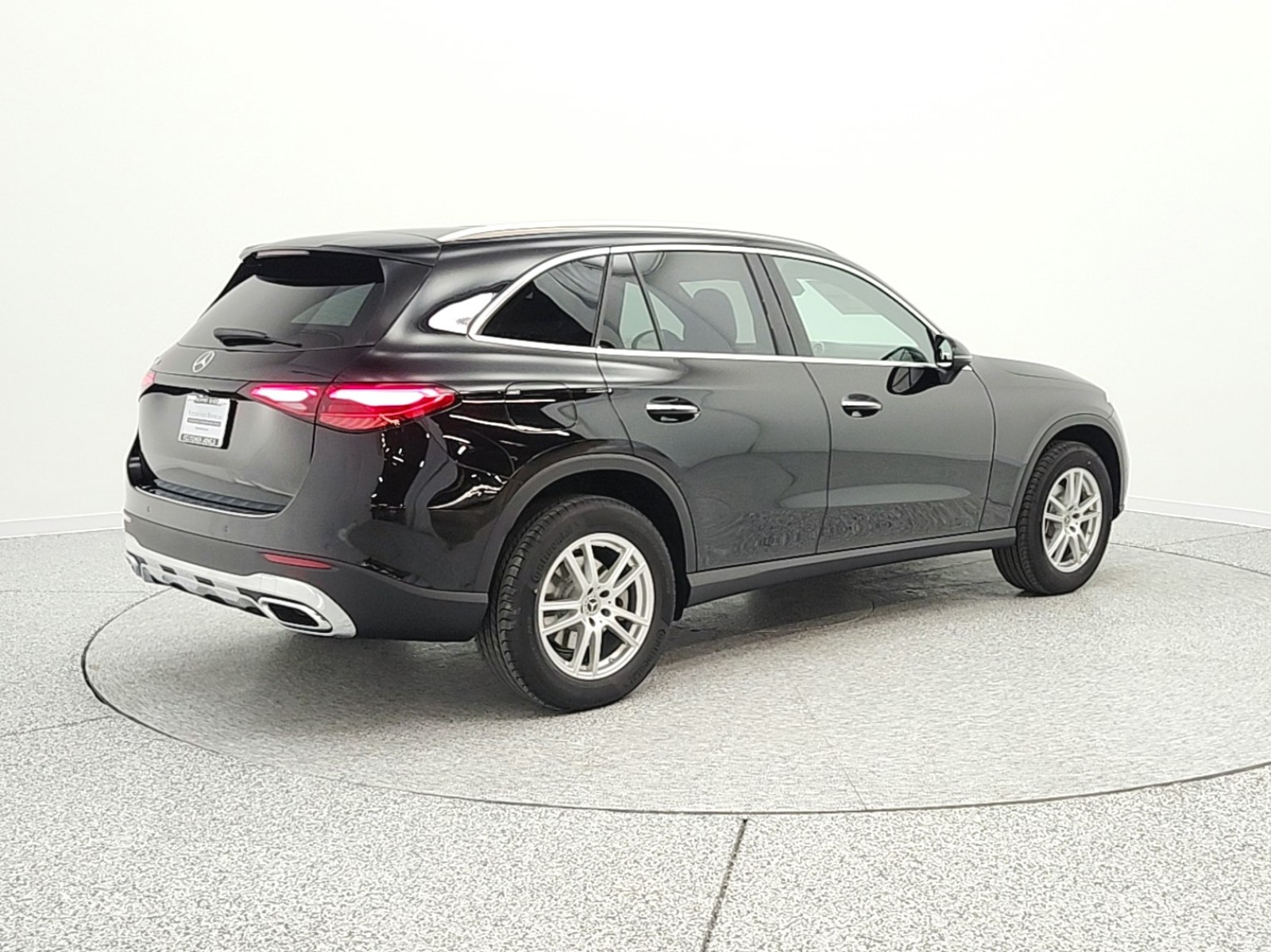 New 2026 Black Mercedes-Benz GLC 300 image 5