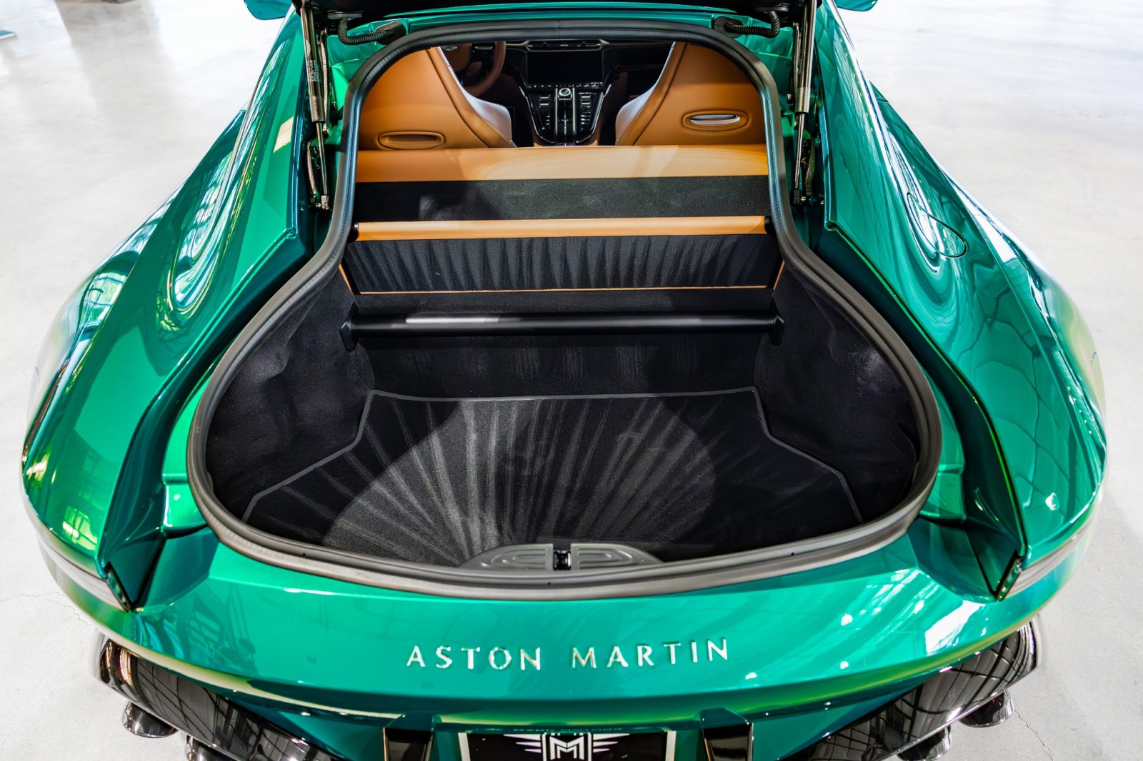 Used Car 2025 Aston Martin Vantage  For Sale Under $210,000 In Boerne, Texas