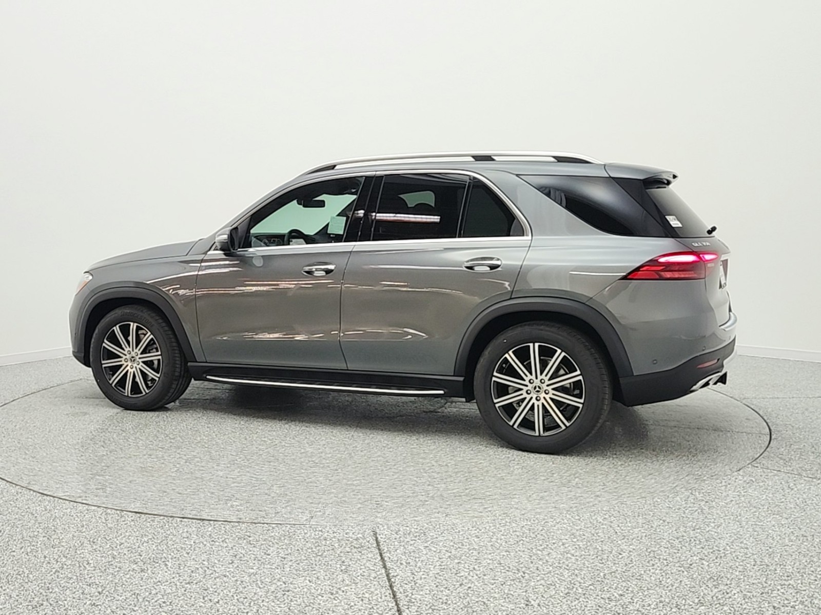 New 2026 Selenite Grey Metallic Mercedes-Benz GLE 350 4MATIC® SUV image 8