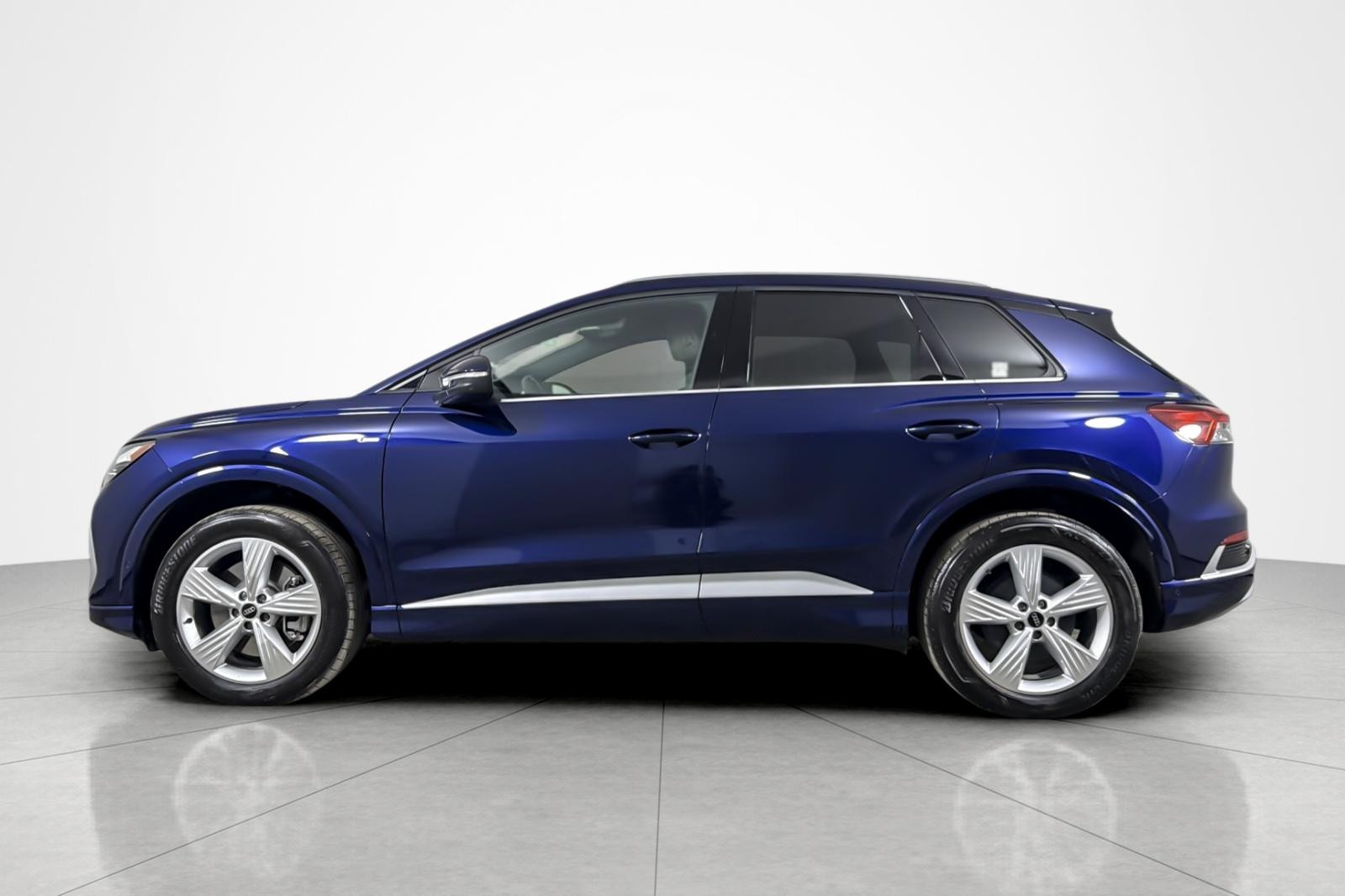 Used 2024 Navarra Blue Metallic Audi Premium Plus 50 quattro image 2