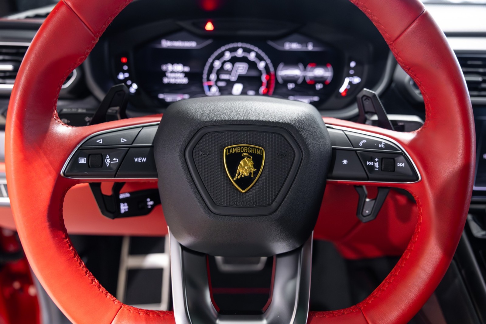 Used Car 2022 Lamborghini Urus  For Sale Under $230,000 In Boerne, Texas