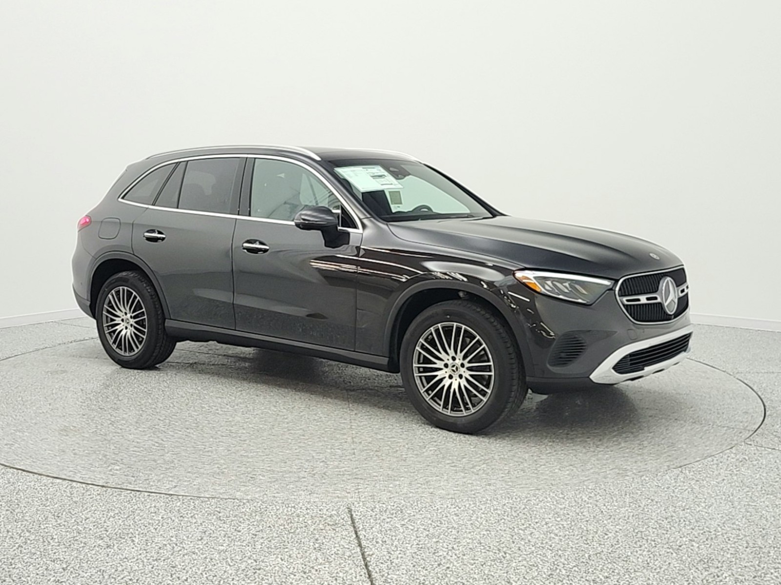 New 2026 Graphite Grey Metallic Mercedes-Benz GLC 300 image 3