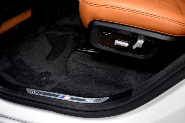 2021 BMW X7 M Sport Executive Pkg. Luxury Seating Pano Moonroo 41