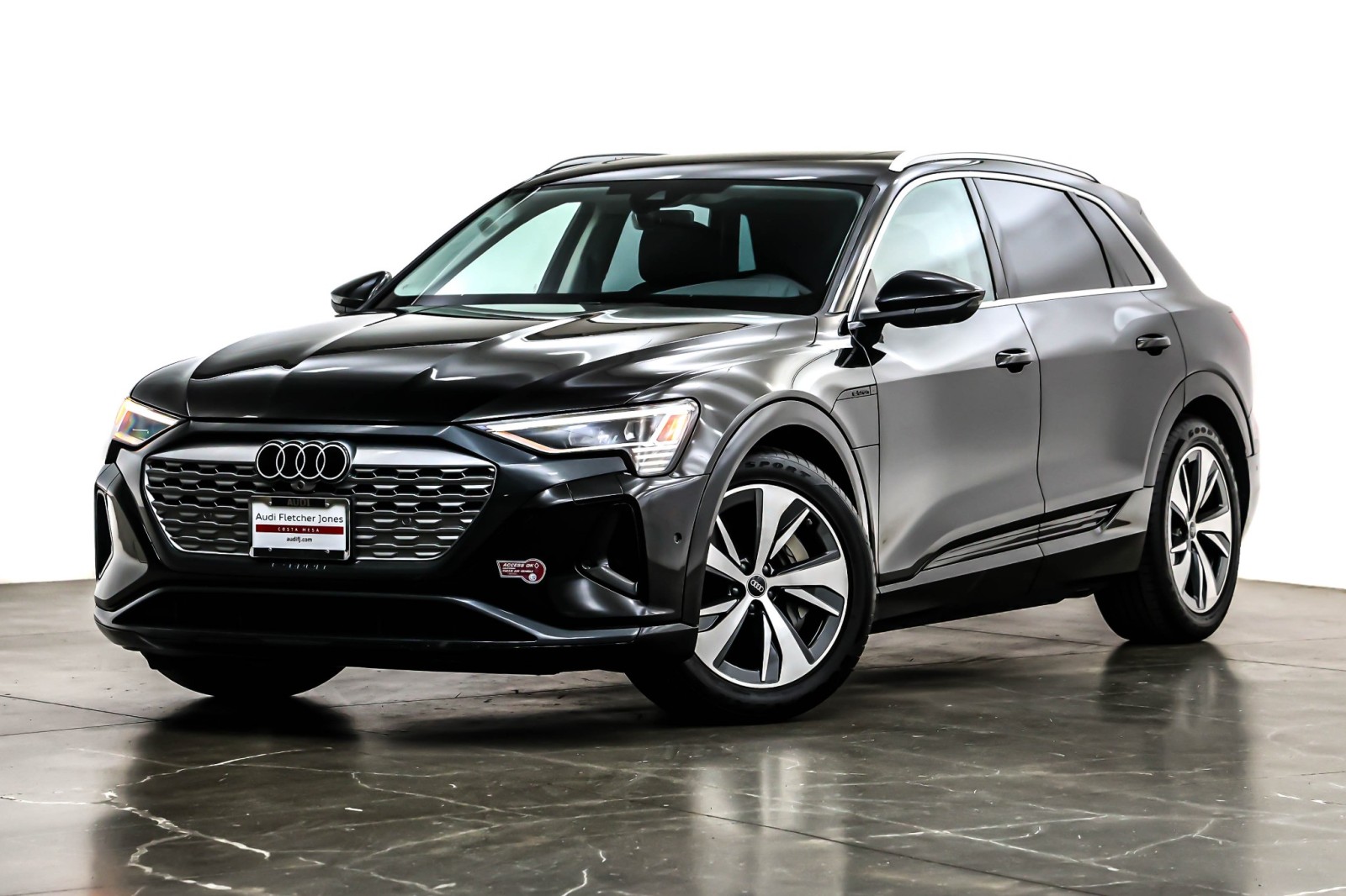 2024 Audi Q8 e-tron Premium Plus quattro