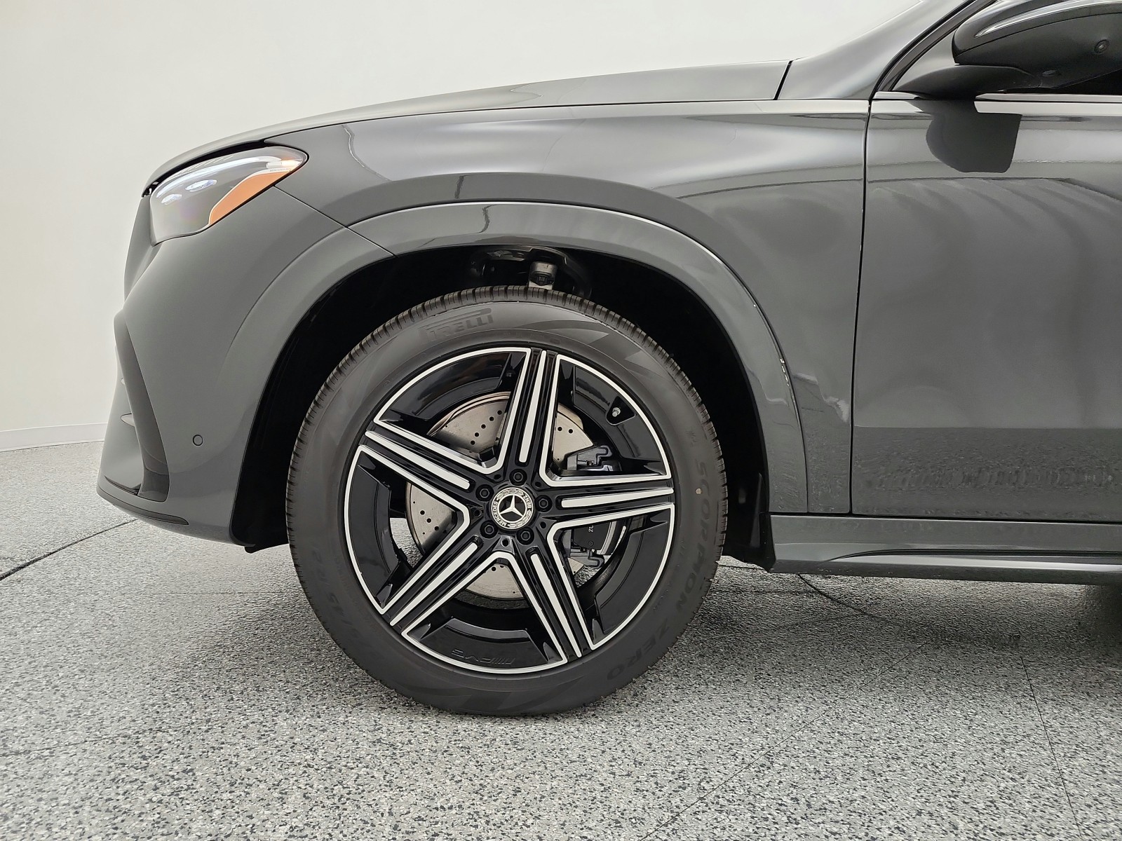 New 2026 SILICON GREY Mercedes-Benz GLE 450 image 13