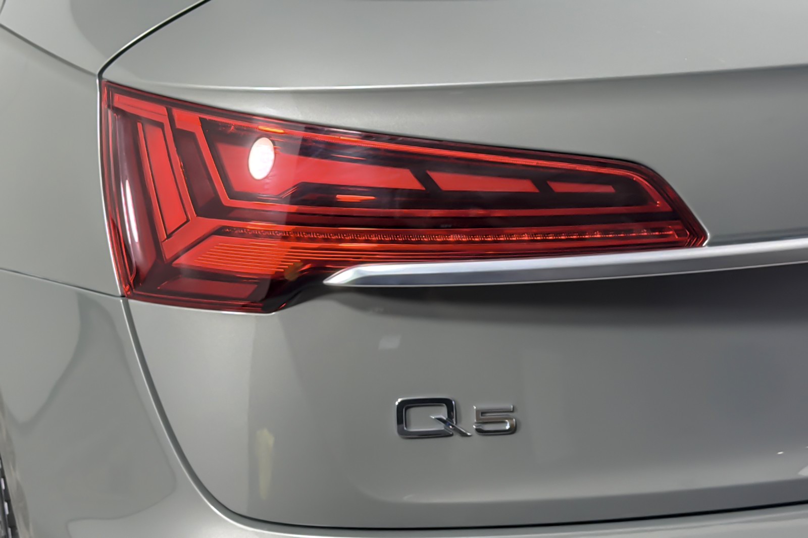 Used 2023 Chronos Gray Metallic Audi S line Premium 55 TFSI e quattro image 26