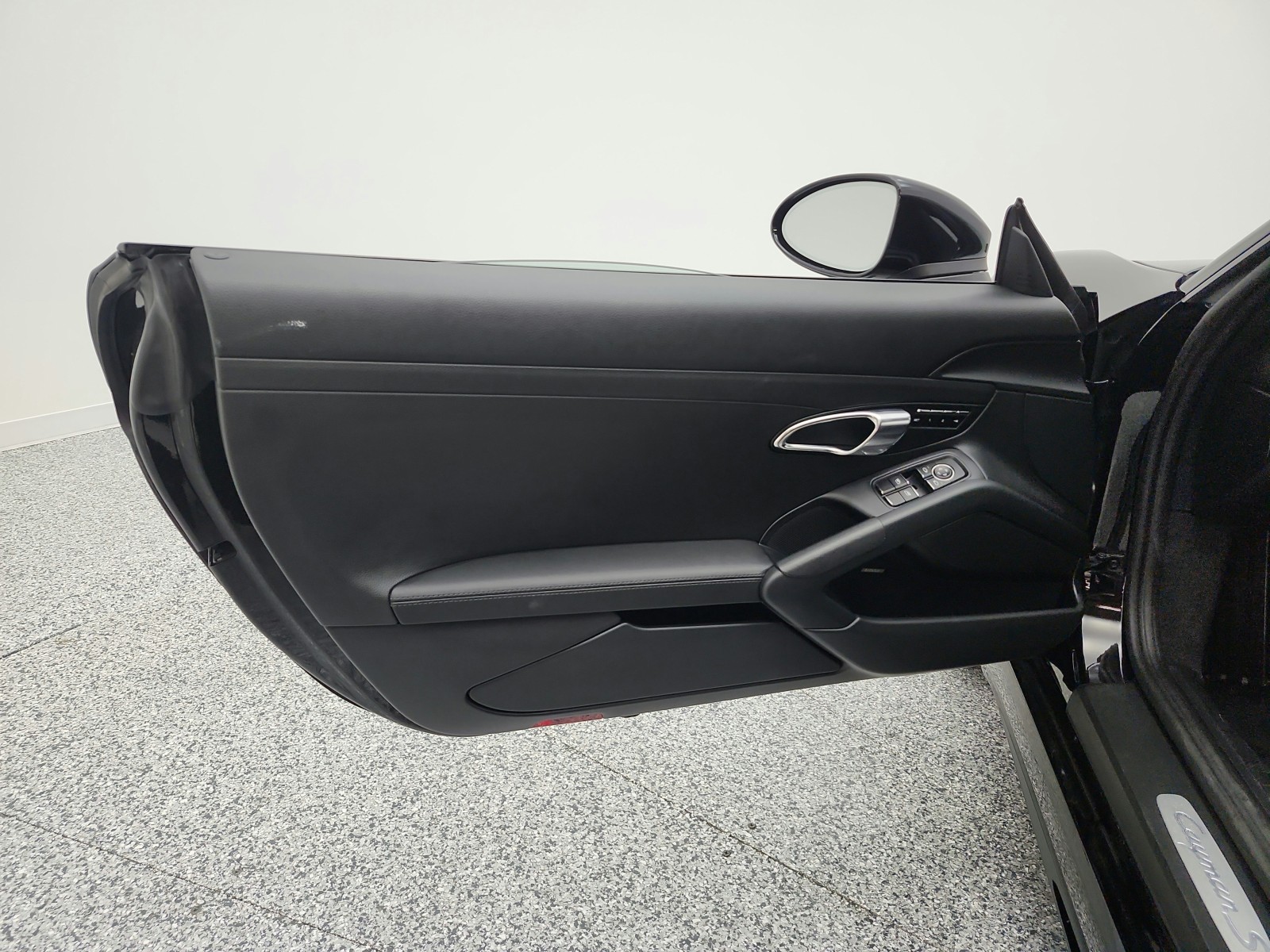 Used 2020 Black Porsche S Coupe image 14