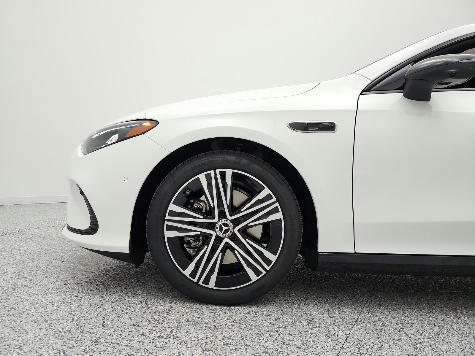 New 2027 Polar White Mercedes-Benz CLA 220 Hybrid FWD image 13