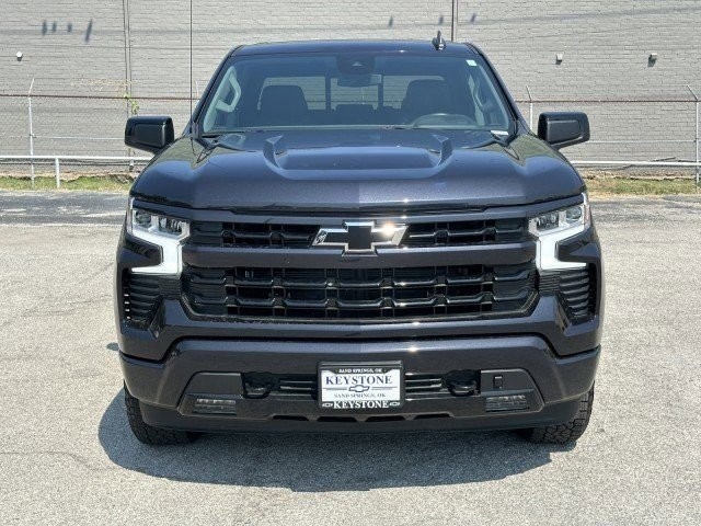 2023 Chevrolet Silverado 1500 RST 8