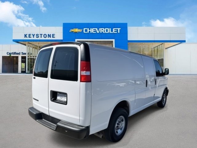 2021 Chevrolet Express Cargo Van  3