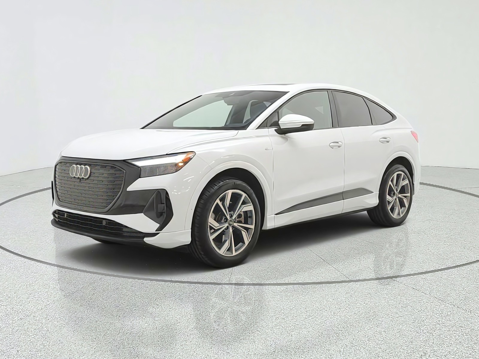 2024 Audi Q4 Sportback e-tron Premium Plus
