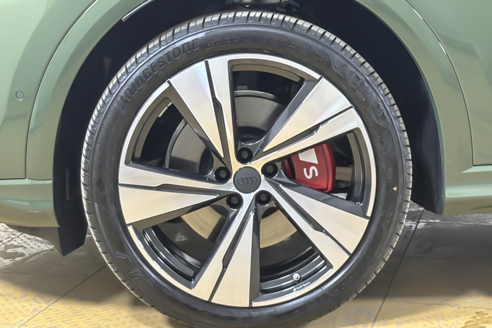 New 2026 District Green Metallic Audi Premium Plus 3.0 TFSI quattro image 23