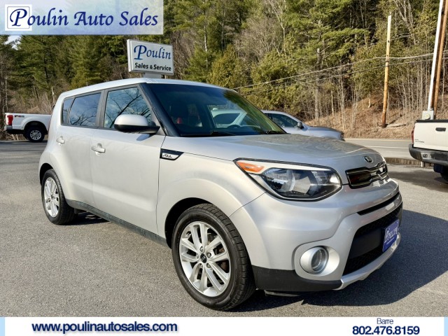 Silver 2017 Kia Soul + Wagon Front-Wheel Drive Automatic